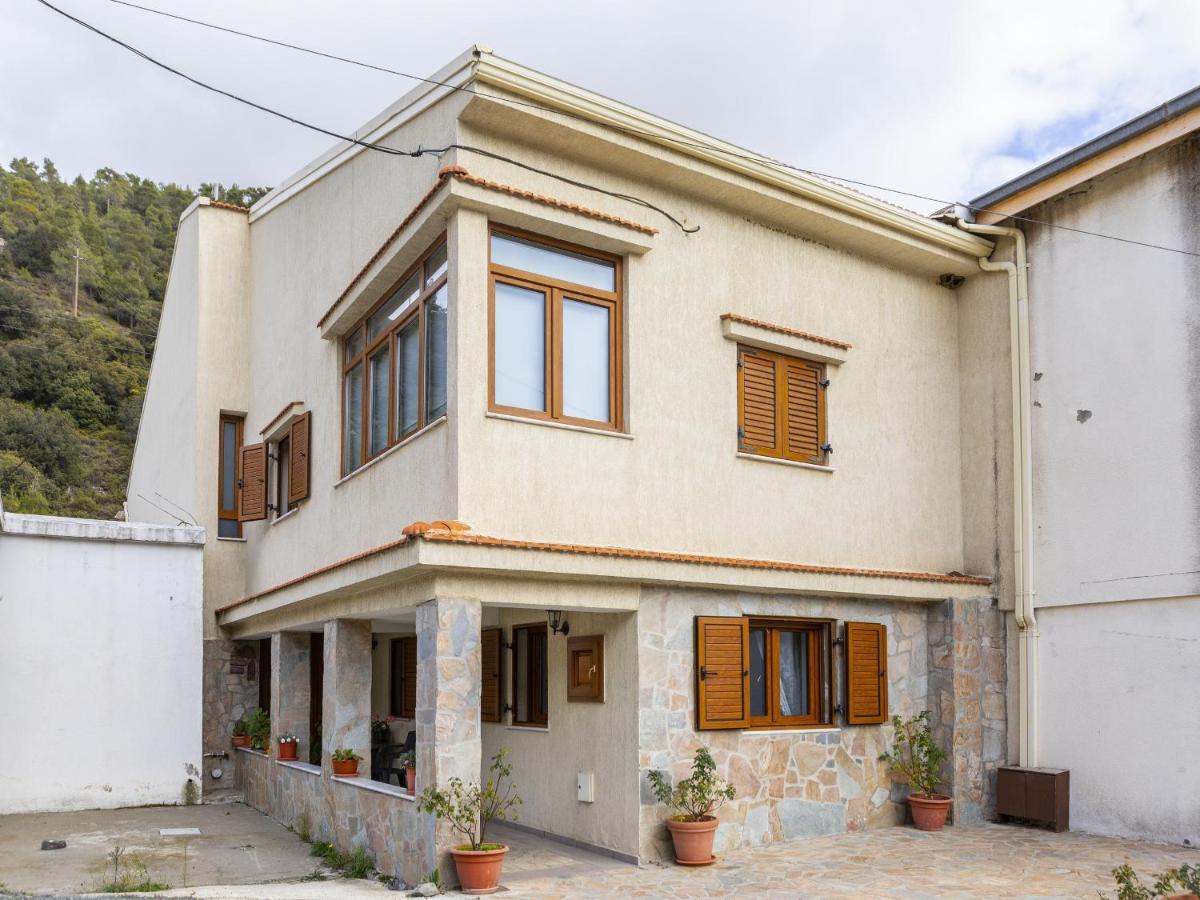 Troodos Riverside Cottage Kato Amiandos Exteriér fotografie